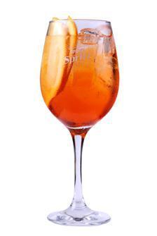 ' coqueteis um brinde a tudo o que nos faz bem! COCKTAILS 59. APEROL SPRITZ aperol + espumante + água com gás + laranja 68.