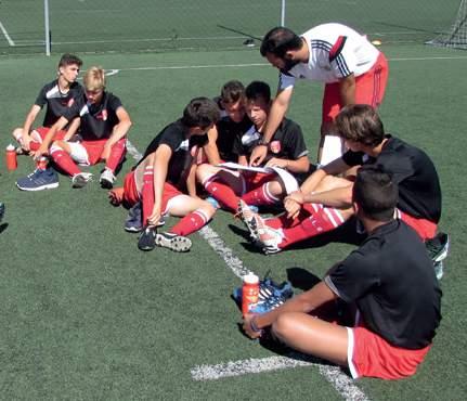 No Elite Training Camps, serão os treinadores do Clube que acompanharão a tua evolução durante o período do treino.