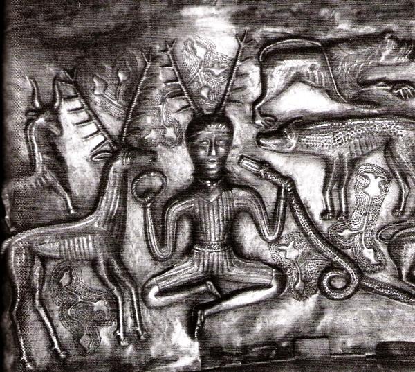 Detalhe do deus com chifres no caldeirão de Gundestrup, encontrado na Dinamarca. A romanização dos druidas precedeu a cristianização.