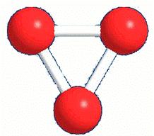 Alótropos do Oxigênio: O gás oxigênio e ozônio diferem na atomicidade, isto é, no número de átomos que forma a molécula.