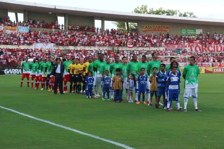 Esporte & Verão abre o ano com atividades na praia Projeto tornou ﬁnais de semana especiais O