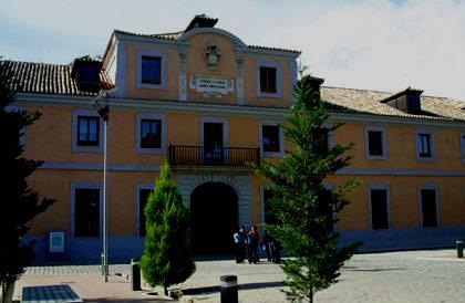 UNIVERSIDAD DE CASTILLA-LA