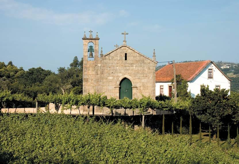 Igreja de São Miguel de Entre-os-Rios, em