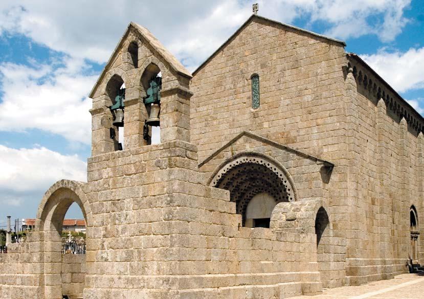 Mosteiro de São Pedro de Ferreira, em Paços