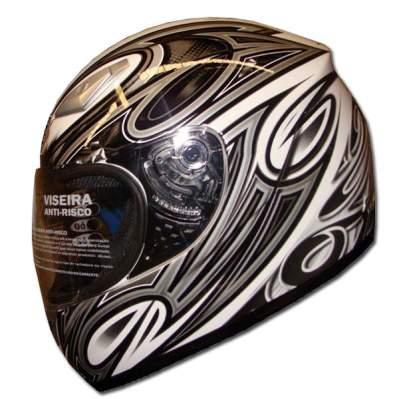 PRATA 60 223 CAPACETE STREET 992 FECHADO PRETO 58