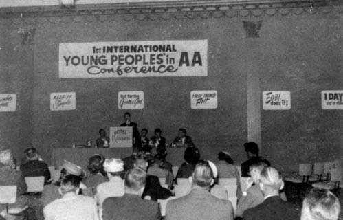 1ª Conferência Internacional de Jovens em A.A. realizada em Niágara Falls, em abril de 1958.