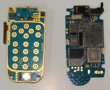 Figura 4: Placas de circuito impresso de celulares 4.2. Procedimento Experimental Após os aparelhos celulares terem sido desmontados, foram separadas e utilizadas as PCI s.