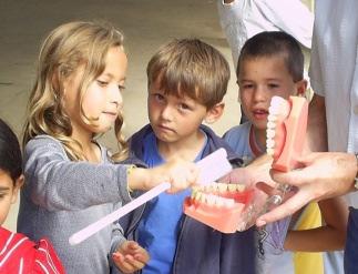 OBJETIVOS Promover a saúde e melhoria da qualidade de vida