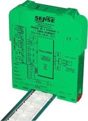 2 Trilho DIN 35mm Fig. 6 2 Abaixe o módulo até que ele se encaixe no trilho, (fig. 03). Fig. 3 Trilho Autoalimentado tipo Power Rail : O trilho power rail TR-KD-05 é um poderoso conector que fornece interligação dos instrumentos conectados ao tradicional trilho 35mm.