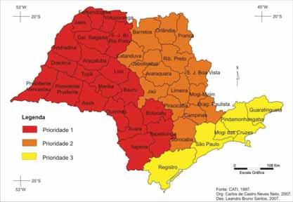 235 Mapa 6: Áreas de Prioridades do PEMH CATI/SAA - SP Além da área do EDR apresentar altos níveis de suscetibilidade à erosão, o índice de pobreza rural atinge mais de 20% das famílias, existe o