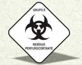 2013); ( ) sim ( ) não Grupo E: é identificado pelo símbolo de substância infectante constante da NBR 7500:2013 (ABNT, 2013), com rótulos de fundo branco, desenho e contornos pretos, acrescido da