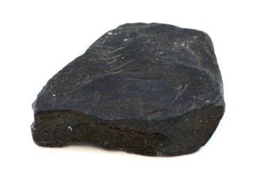 Já as rochas ígneas que se formam no interior são denominadas intrusivas ou plutônicas, seu resfriamento é lento.