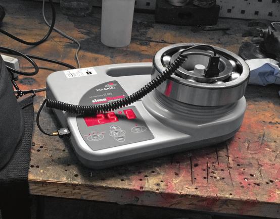 o casquilho de uma roda dentada à temperatura de montagem especificada.