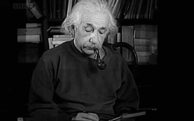 Um modelo do processo de resolução de problemas Albert Einstein was once asked if he had one hour to save the world, how would he