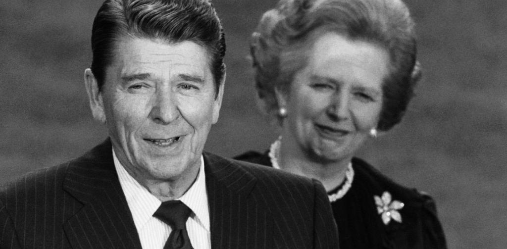Reagan + Thatcher críticas ao Welfare State déficit fiscal Estado