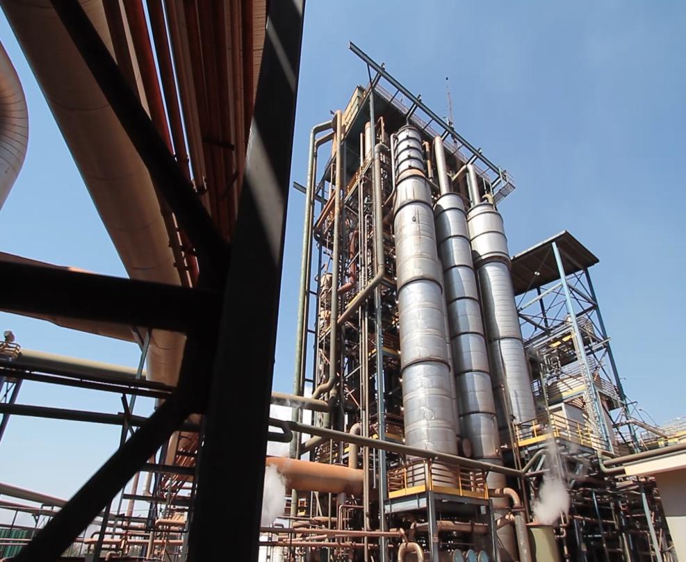 Destilação Capacidade atual de produção de etanol é de