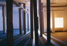 Tratando-se de iluminação, uma das principais personalidades desta safra de gênios da arquitetura moderna é Ludwig Mies van der Rohe, com suas torres de cristal.