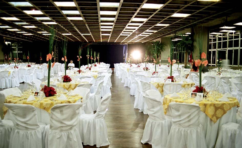 Salão Social Ideal para: formatura, almoço e jantar, workshop, treinamento, casamento, desfile, entre outros. Capacidade: 1.