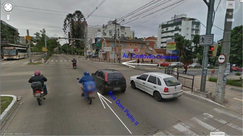 23 Figura 1 Situação atual do cruzamento entre a rua Dom Pedro II e a avenida Cristóvão Colombo