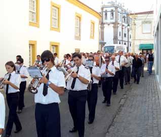 GRANDE APOIO À CULTURA E A INSTITUIÇÕES SOCIAIS Tendo em atenção o importante papel das instituições culturais e sociais na vida do município, a câmara atribui anualmente um apoio financeiro a todas