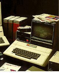 Computação - Histórico e Evolução O Apple II passou a ser considerado o