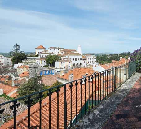 Quinta da Beloura PF12947 Sintra PF13075 Moradia T4+3 4+3 Bedroom Villa Moradia T5+3 5+3 Bedroom Villa Fantástica moradia 563 m2 Piscina interior e jardim Sala com 38 m2 e acesso a terraço com