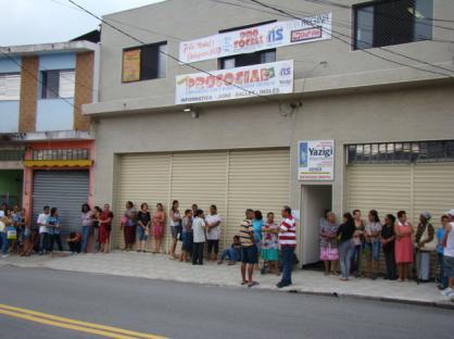 NATAL + FELIZ Vila Liviero 22-12-12 na Prosocialbrasil Atividades:- Entrega de 150