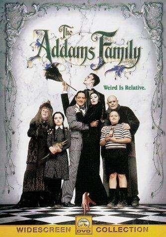 3. Observe as personagens da Família Addams, criadas originalmente pelo americano Charles Addams na década de 1930 e adaptadas para o cinema na década de 1990: Figura 4 The Addams Family Fonte: IMDb