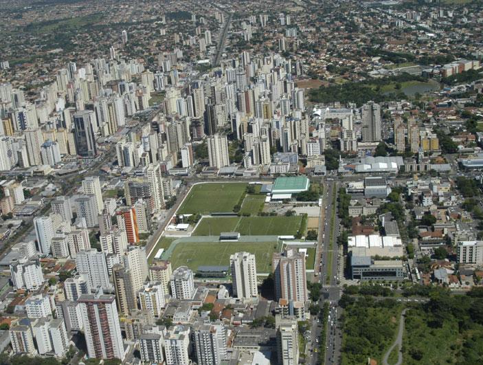 Dimensões Espaciais na Morfologia Urbana A formação básica da estrutura urbana é composta por: Plano