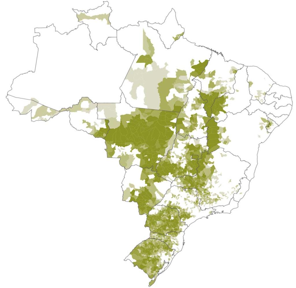 Mudança Geográfica da Produção Complexo de Soja e Milho: Produção e Exportação Produção 104,7 milhões/t = 57,9% Consumo Interno** 21,0 milhões/t Exportação 19,4 milhões/t = 19,6% Excedente 64,3