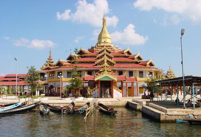 7º dia Inle Lake / Heho / Bagan Após o pequeno-almoço no Hotel, transfer para o Aeroporto de Heho para embarque em voo doméstico com destino a Bagan.