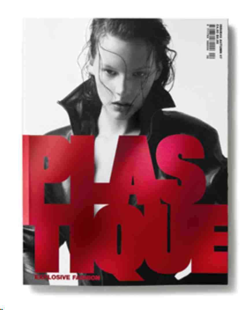 Design gráfico Design editorial A Plastique é uma revista trimestral de moda publicada em Londres.