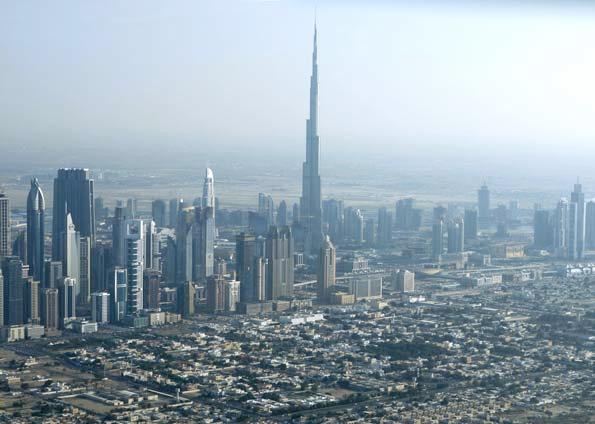 - Torre Burj Dubai, considerada o novo prédio mais alto do mundo.