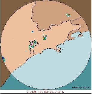 mm/h FIGURA 2: Imagem da precipitação - CAPPI que indica a chuva em mm/h. Fonte: http://www.cefetsp.br/edu/sinergia/7p2c.