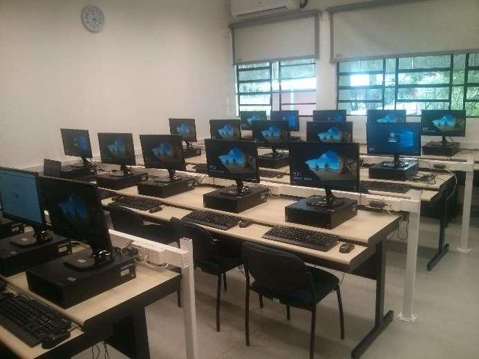 Laboratórios didáticos de computação A autenticação nos sistemas dos laboratórios, como já explicado, é realizada por meio da senha unificada.