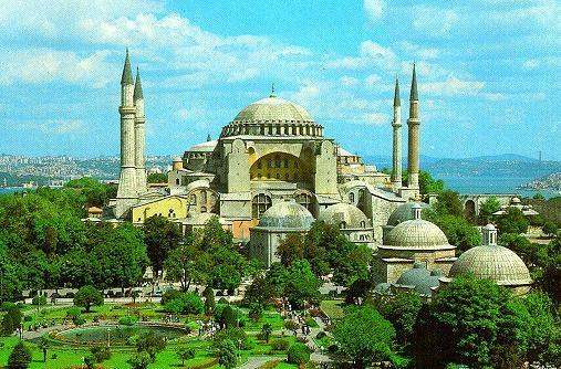 Hagia Sophia, Artêmio de Tales e Isidoro de (Sabedoria