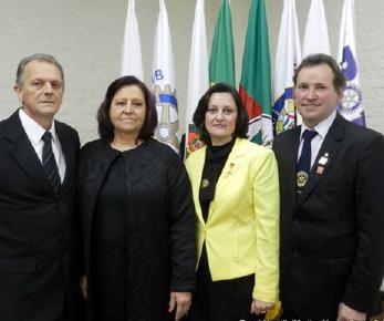 dos Santos, Bruna de Oliveira, Carlos A.B. dos Santos, Caroline T. Zanella, Cláudio Camozzato, Daniela G.