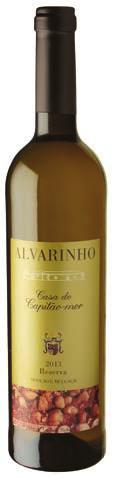 Garrafeira do Clube CAIXAS 3 GFAS CASA CAPITÃO-MOR RESERVA BRANCO 2013 Um Alvarinho de Monção e Melgaço da Quinta de Paços, aromas complexos, fresco e equilibrado na boca com bom volume e frutado e