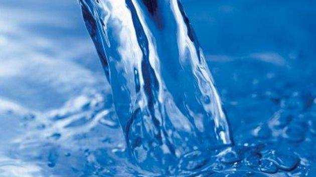 Matéria-Prima Água Malte Lúpulo (Humulus lupulus) Adjuntos Água ESPECIFICAÇÕES FÍSICO-QUÍMICAS DA ÁGUA CERVEJEIRA Parâmetro Unidade