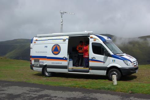 Móvel de Comando e Telecomunicações