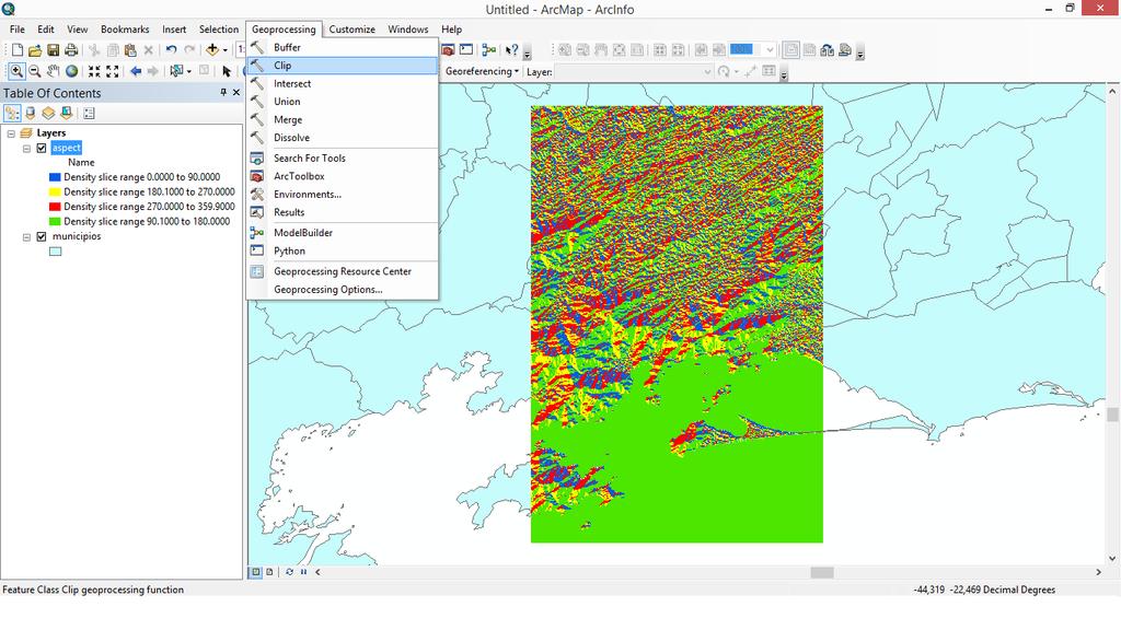 Para a execução do procedimento de corte, foi iniciado o aplicativo ArcMap e aberto o shapefile aspect, para ser cortado, e o shapefile municípios, adquirida em http://www.ibge.gov.