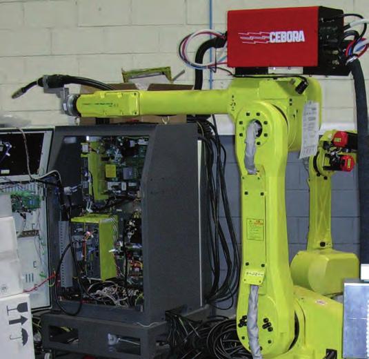 A gama Cebora para aplicações MIG/MAG no setor da automatização e da robótica, é constituída por dois geradores inverter trifásicos EVO Speed Star, um de 380A (art. 319.