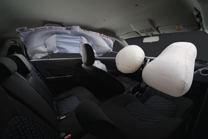 Elevada rigidez e Reduzido Peso Airbags Utilizando materiais de elevada resistência, a tecnologia TECT da Suzuki (Suzuki Total Eﬀective Control Technology) combina elevada rigidez e reduzido peso da