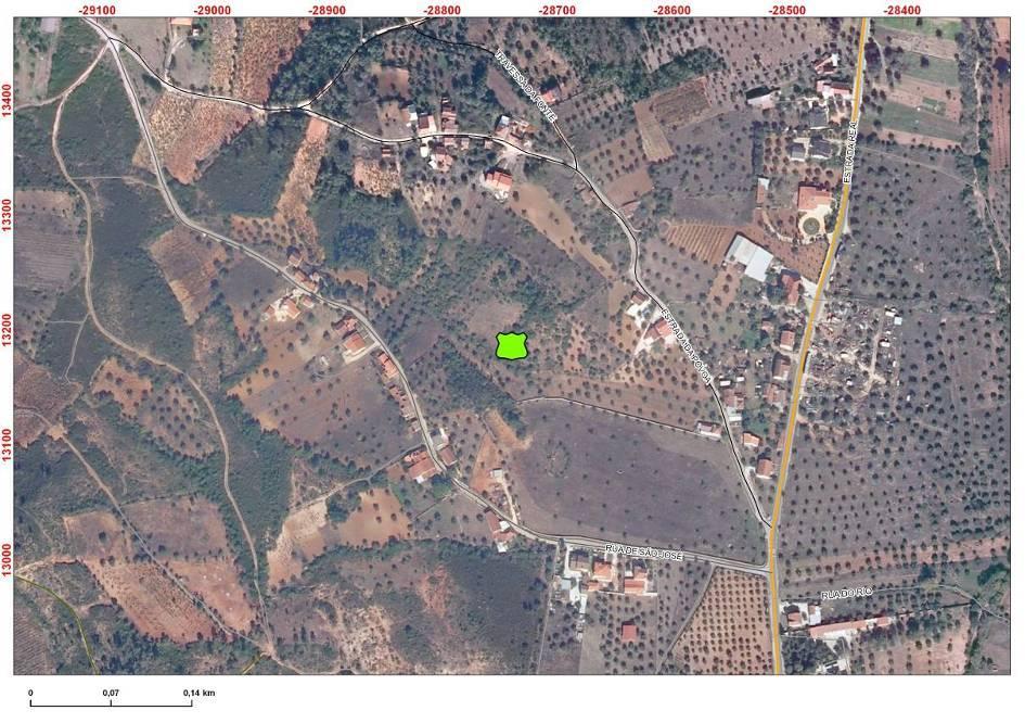 E ARQUITETÓNICO Vale da Azinheira 4 Lugar: Granja Freguesia: Freixianda Tipo de Sítio: Casal Cronologia: Tardo Romano / Alto