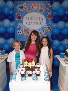 Giulia marcou presença na festa promovida pela Agência Cintra na casa de festa A Chave Mágica onde apresentou um pocket show encantando a todos os presentes.