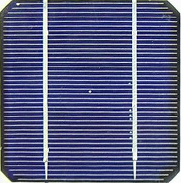 Efeito Fotovoltaico Efeito Fotovoltaico O princípio físico denominado efeito fotovoltaico (foto = luz; volt = eletricidade), conforme indicado pelo próprio nome, é a conversão direta de energia