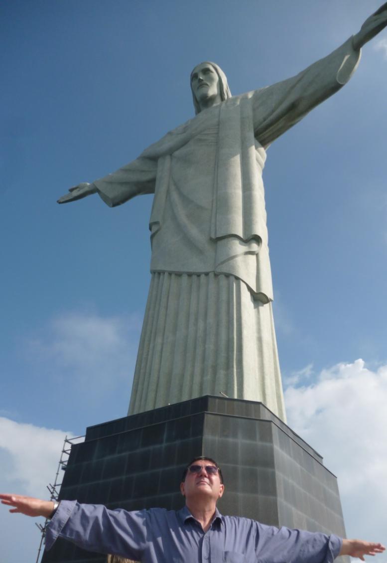 Statuia reprezentându-l pe Iisus