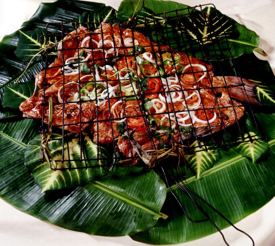 GASTRONOMIA EM ISLA MUJERES Na gastronomia de Isla Mujeres destaca-se a influência da comida yucateca e os pratos a base de produtos do mar, como peixe e frutos do mar.