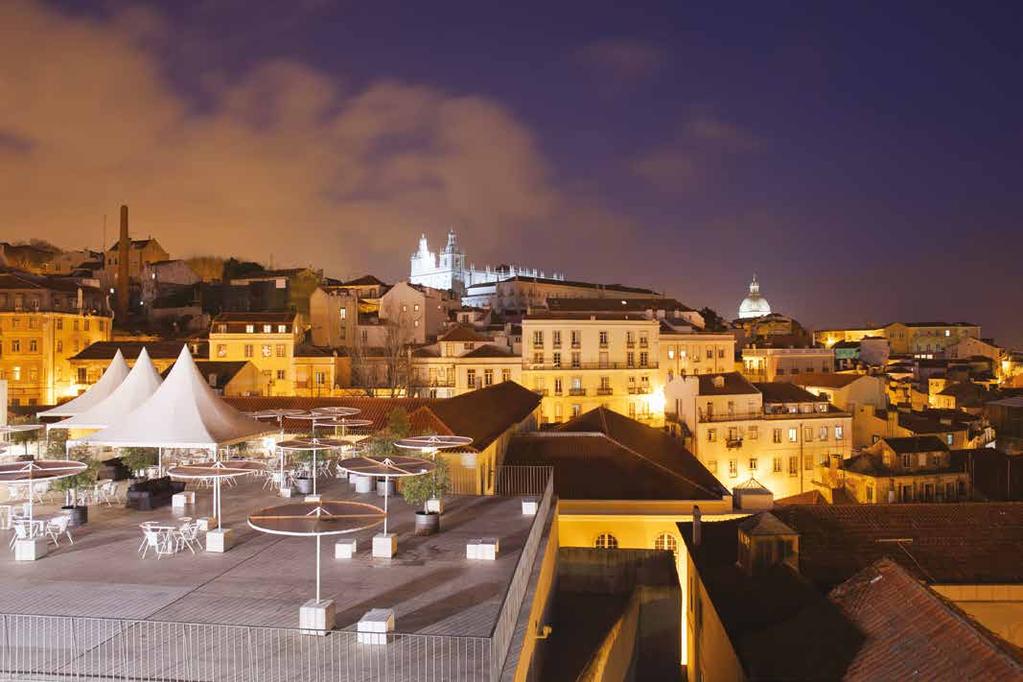 2 minutos até ao Aeroporto 5 minutos até ao Parque das Nações 12 minutos até ao Marquês de Pombal 20 minutos até Belém A8 Coimbra / Porto A1 IC 17 A12 Parque das Nações Ponte Vasco de