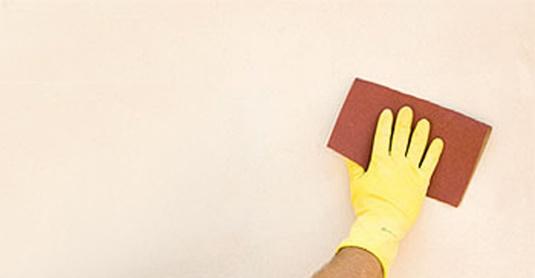 TINTAS EUCATEX Como evitar os erros mais comuns na pintura de paredes Para obter uma boa cobertura na pintura de superfícies, além da utilização de materiais de qualidade, algumas etapas devem ser